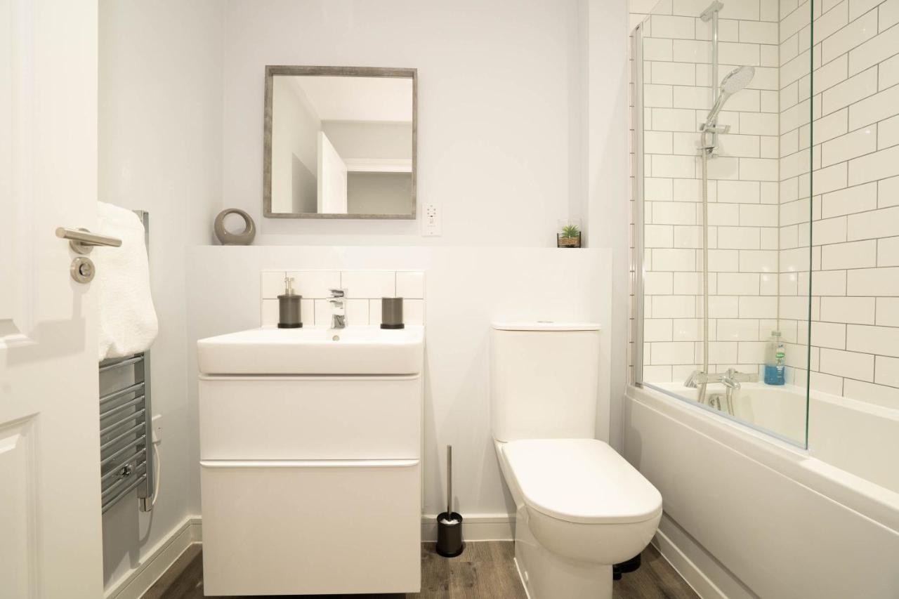 Deluxe Stay - Skyline Vistas & Top Amenities Birmingham Esterno foto